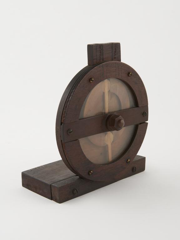 Diagrammatic model in wood of Hick's rotary engine, 1843