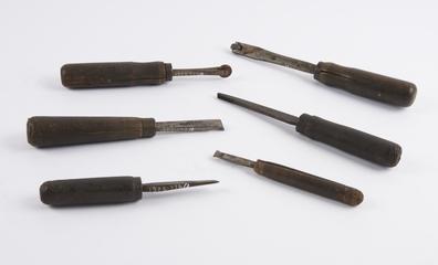 Eight 18th century hand tools