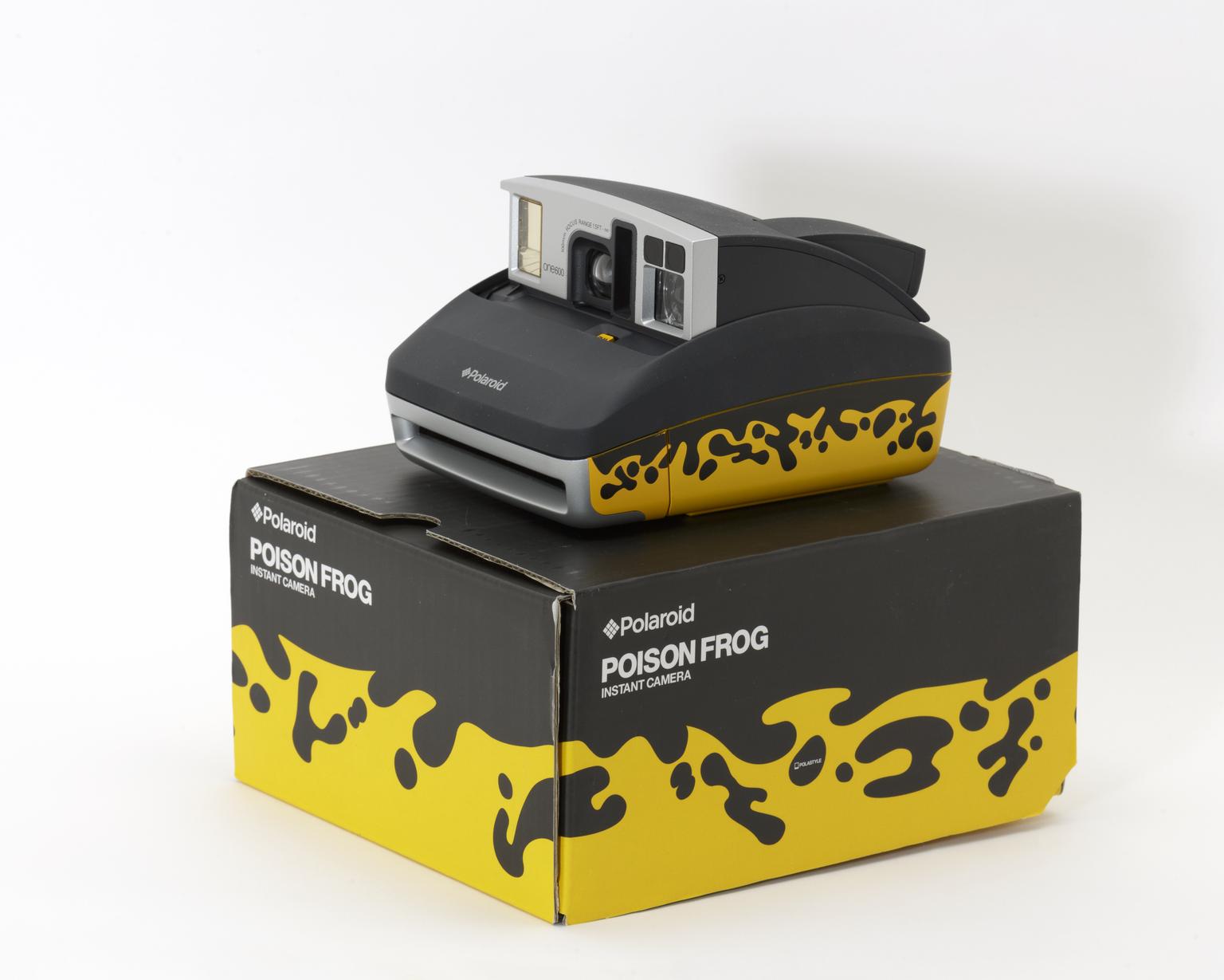 Polaroid Poison Frog camera | Science Museum Group Collection