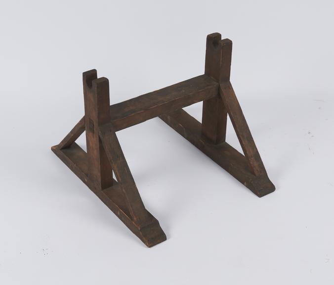 Stand for octagonal wooden telescope, unsigned, United Kingdom