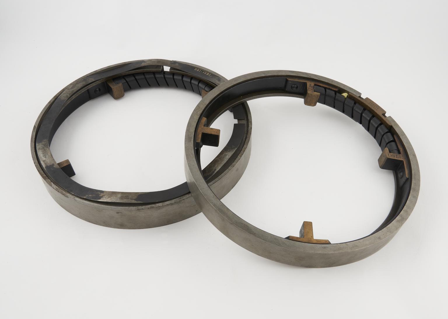 Radial Packing Spring Rowans piston packing Rings and Spring | Science Museum Group Collection