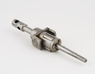 Tube expander