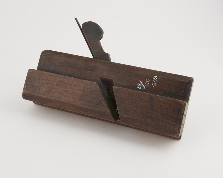 Moulding plane:common ogee form with moulded fence by Cleave of