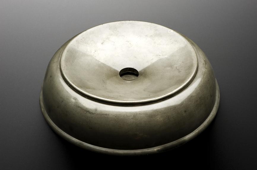 Circular pewter spittoon with removable funnel-shaped lid