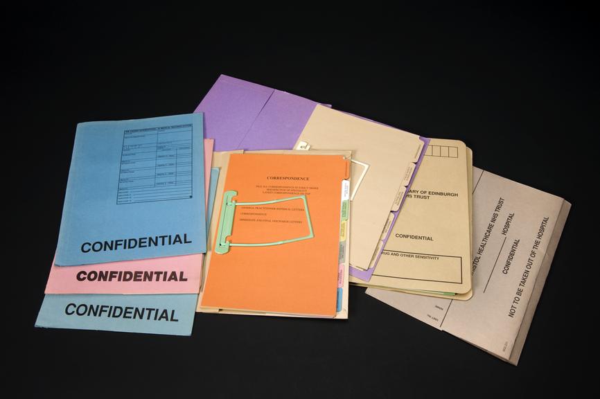 Standard folders for hospital patients' notes