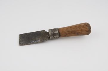 Wheelwright's firmer chisel with shortened tang