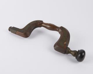 Plated beechwood brace with ring-chuck