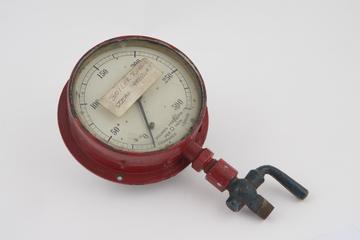 Pressure valve