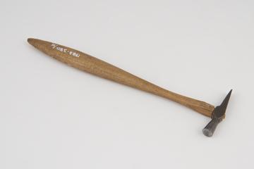 Small cross pein hammer.