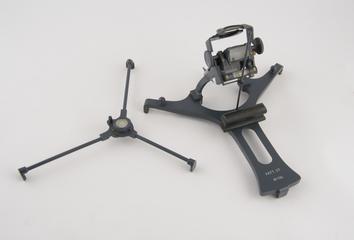 Sighting attachment for compass, patt 57