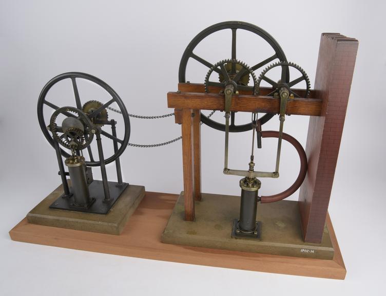 Model (scale 1:10) of the mechanism of Murray's engine