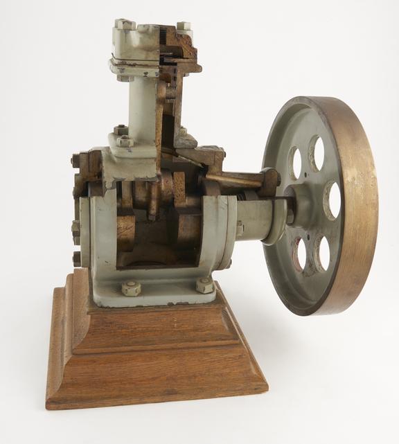 Single cylinder Hallmark' Refrigerating Machine (sectioned)'