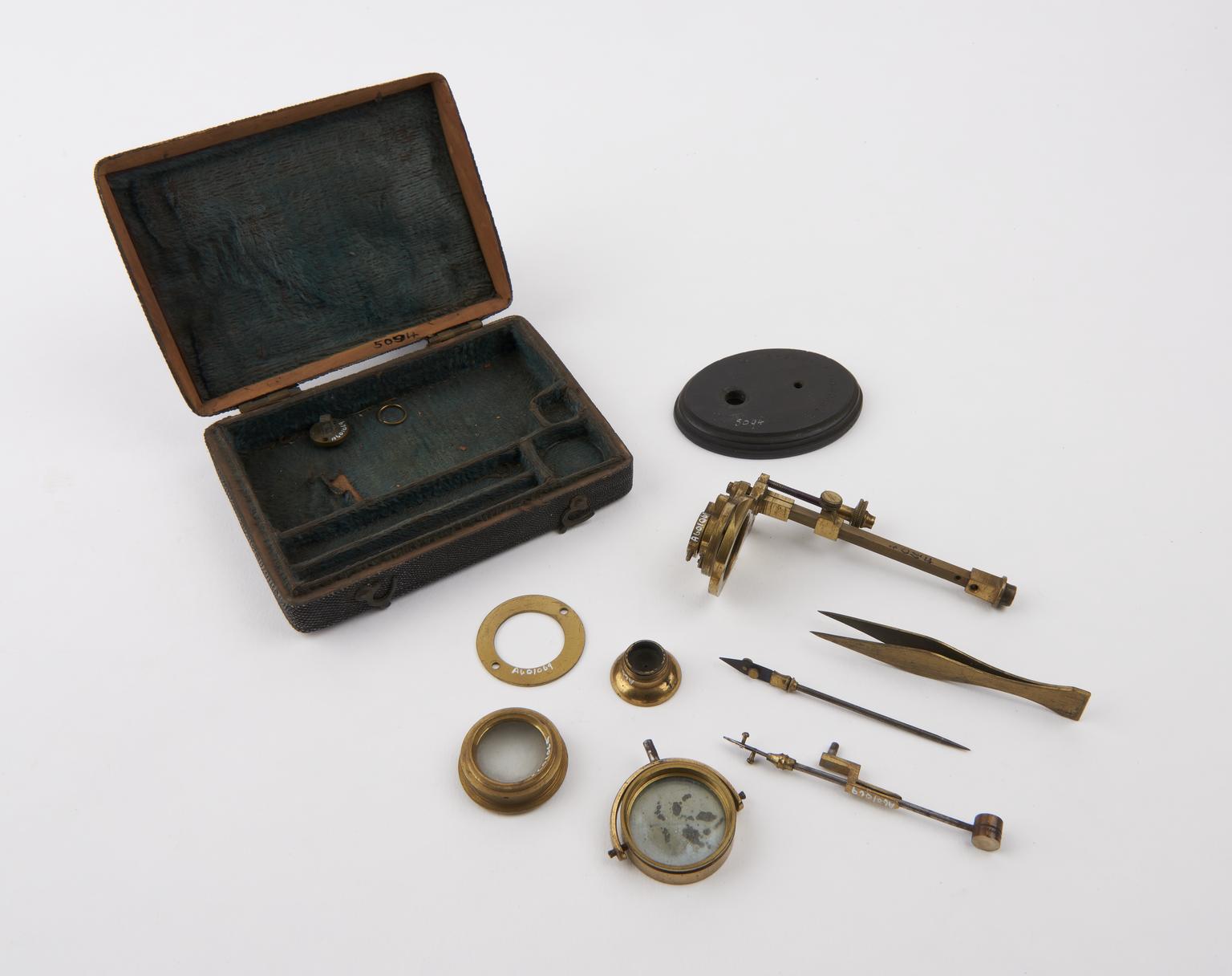Botanic microscope in fishskin case | Science Museum Group Collection