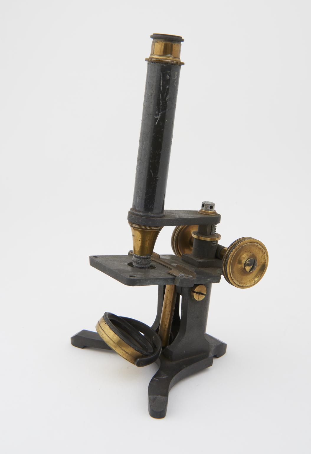 Small microscope | Science Museum Group Collection