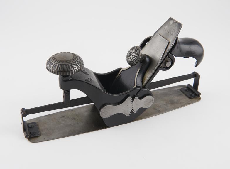 Improved stanley plane for flat, concave or convex work