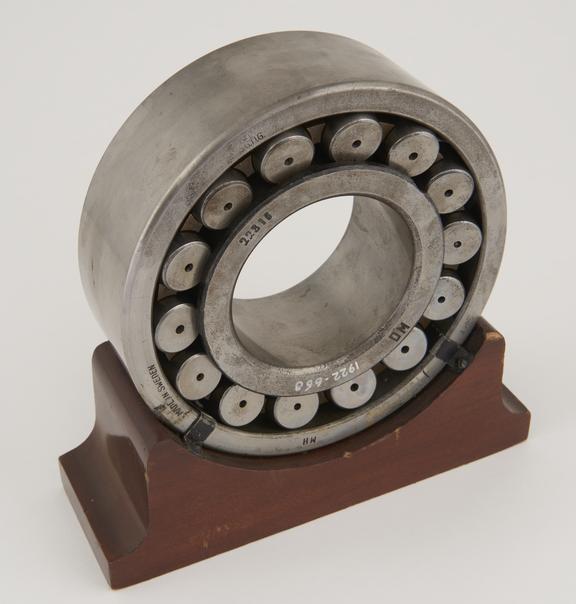 Double row self aligning roller bearing no.22316 made by S.K.F