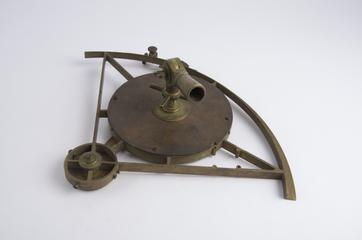 Unfinished quadrant with spare parts