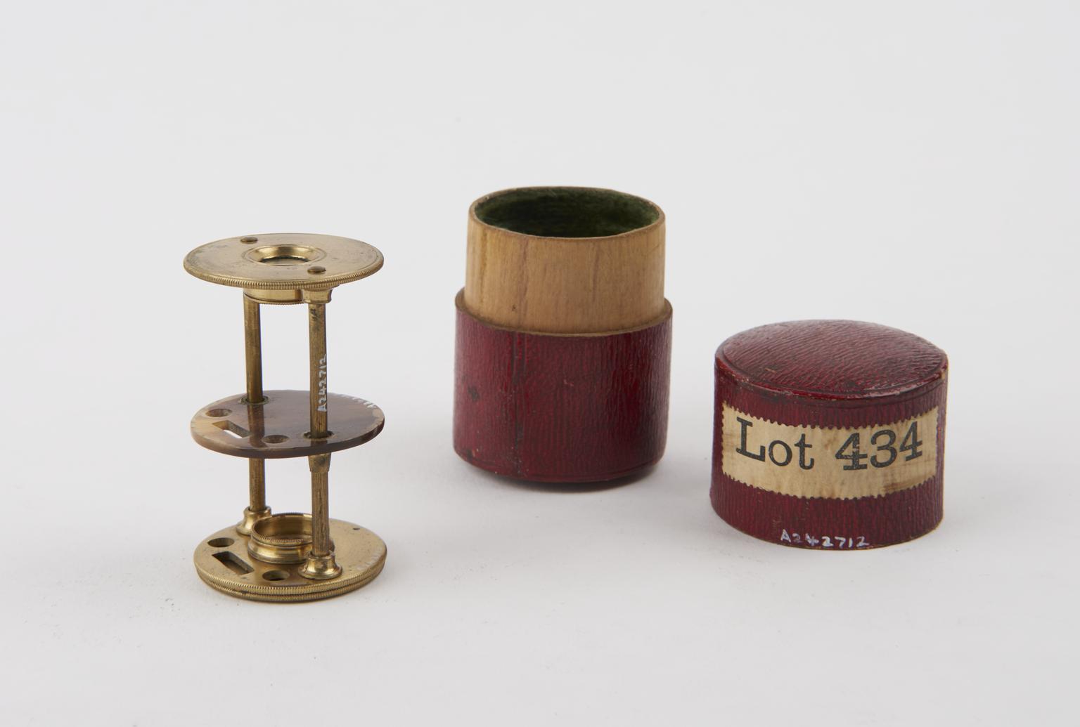 Microscope Mark Withering botanic microscope (Mark I) in brass | Science Museum Group ...