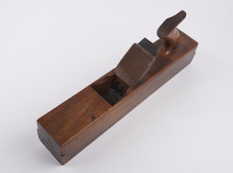 Wooden jack or roughing plane by Moseley & Son, 1863-72.