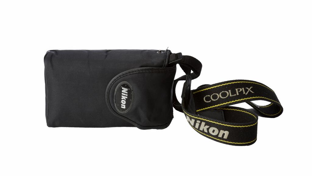 Nikon Coolpix p7100. Including box with original CD