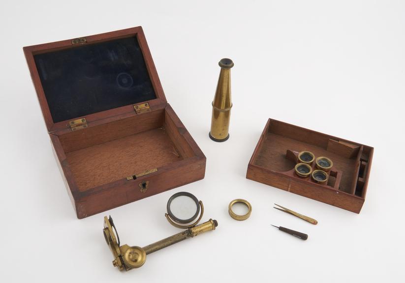 Gould-type microscope in mahogany case, English