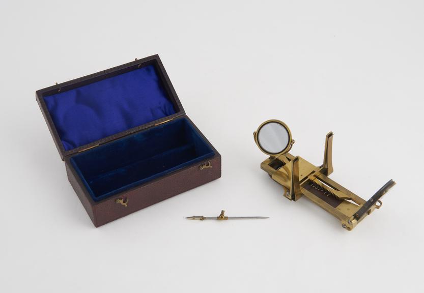 Pocket microscope in case