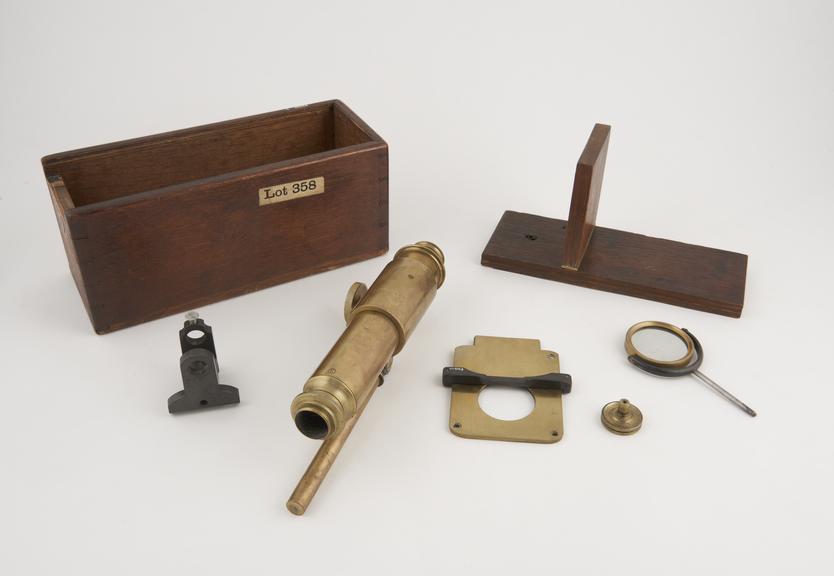 Warington Universal microscope, in case, unsigned, English