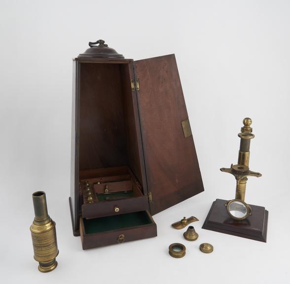 Boxfoot microscope, in pyramidal case, unsigned