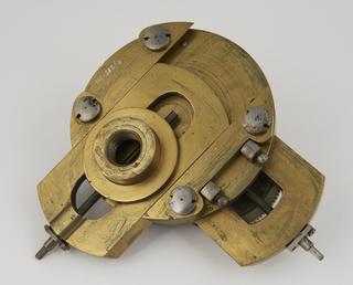 Double eccentric chuck