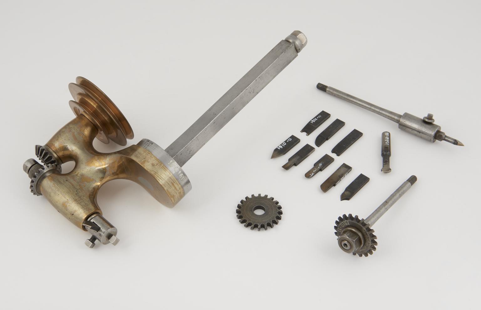 Geared universal cutting frame with interchangeable spindles | Science ...
