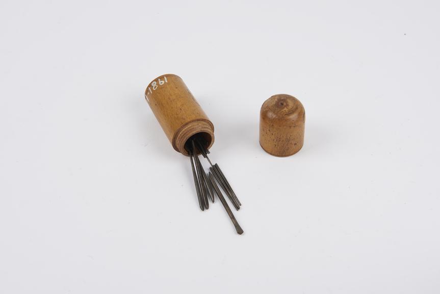 20 Archimedean drill bits, in box