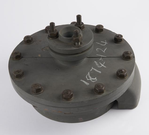 Model of cylinder cover, gland and stuffing box