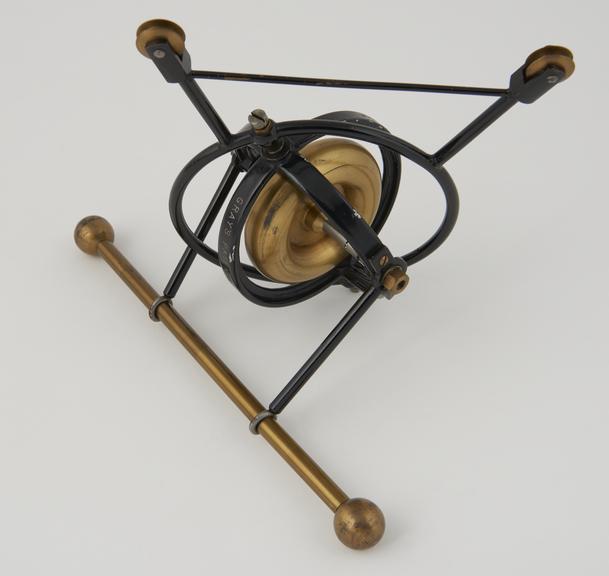 Pole balancing top with 3 ball bearing gyroscope patented by Dr