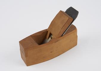 Beechwood smoothing plane, 2 1/4"