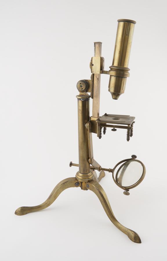 Microscope of mixed English and French construction