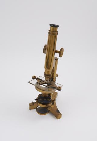 Microscope, with eye piece, objective and stage