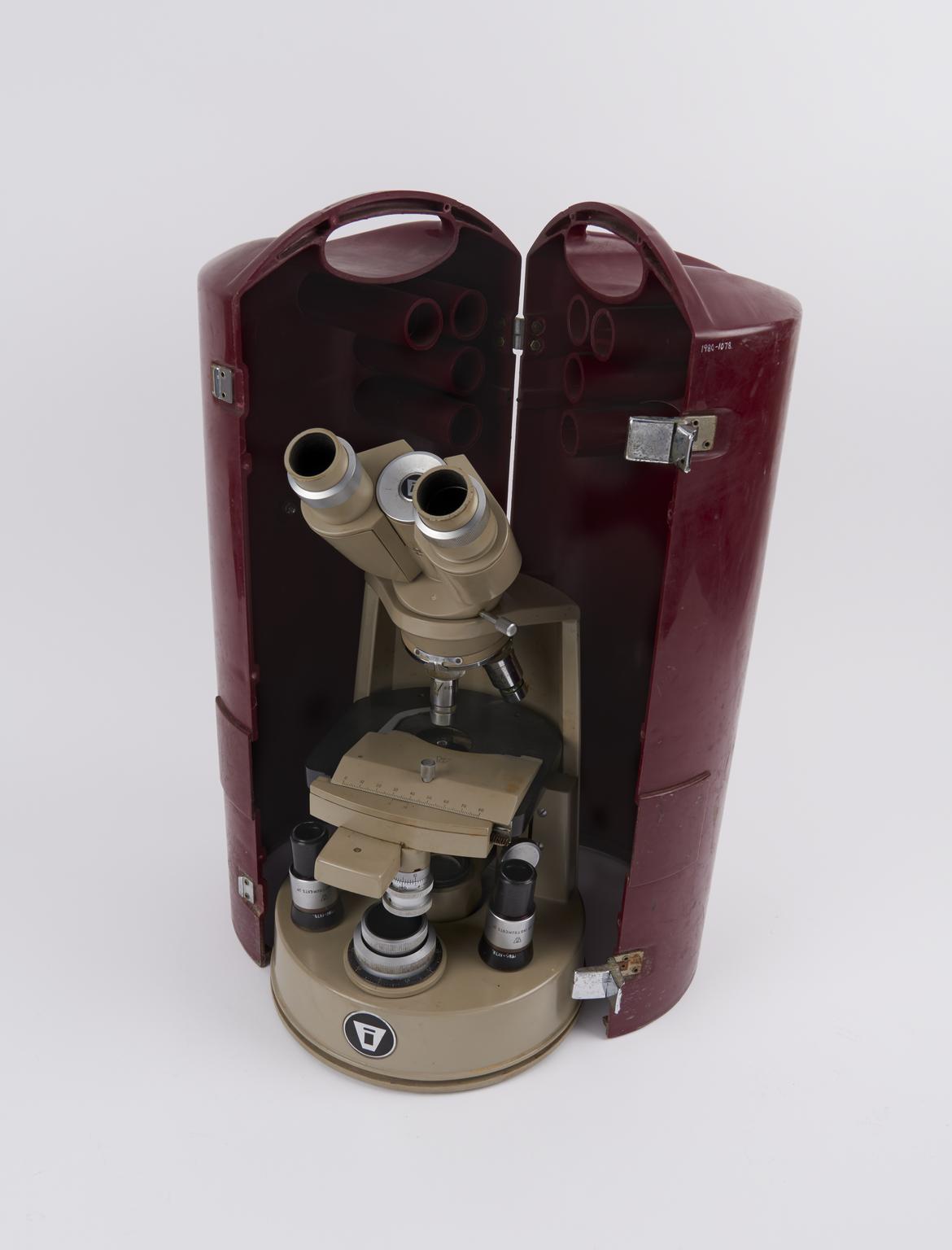Baker Patholette microscope | Science Museum Group Collection