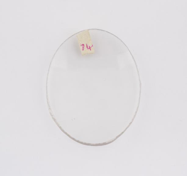 Oval white bent glass for protectors spectacles.