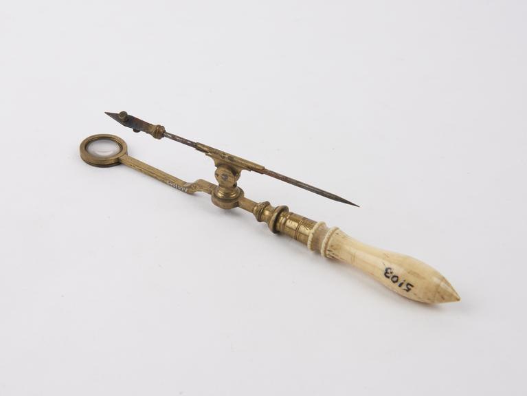 Compass microscope with ivory handle, English, late 18th century