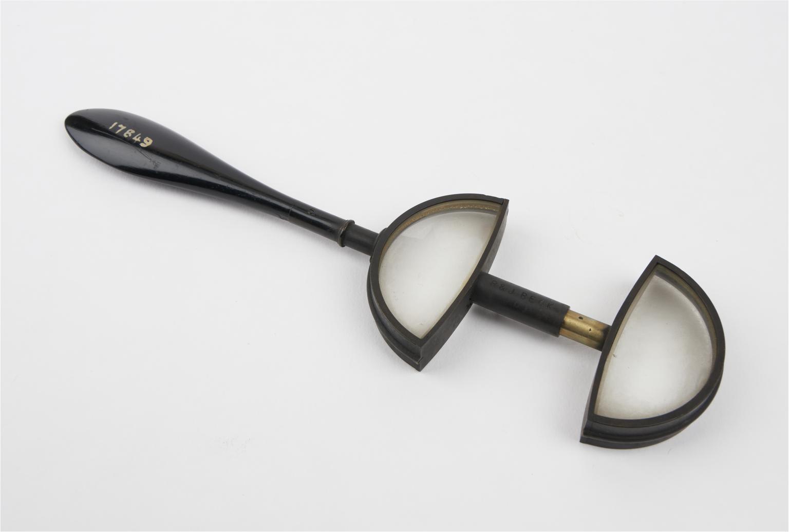Binocular hand lens by R. & J. Beck | Science Museum Group Collection