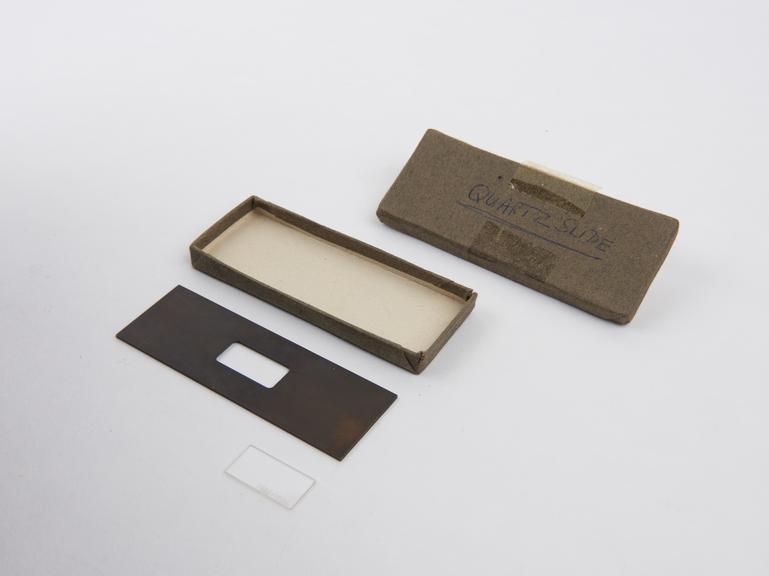 Quartz microscope specimen slide for ultra violet illumination