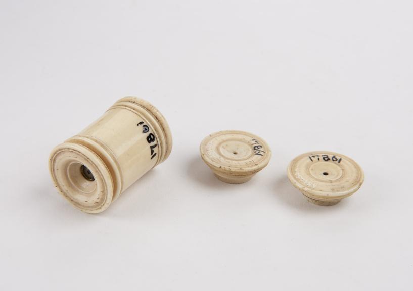 Simple viewer, in ivory, with three lenses, English