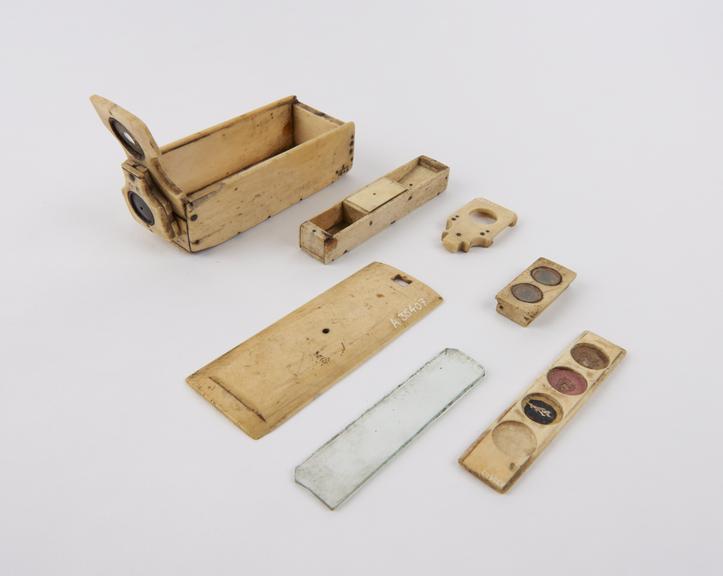 Homemade microscope in ivory, in case, 19th century