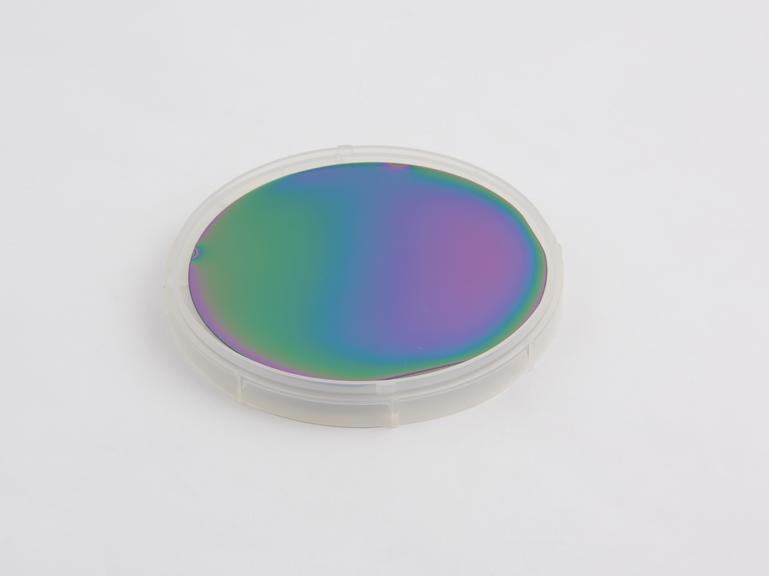 Thermally oxidised silicon wafer - pink