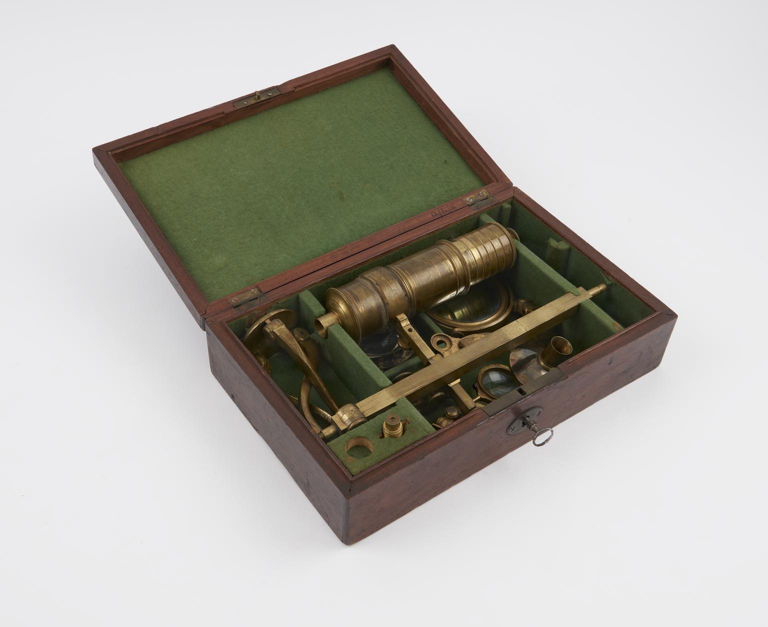 Dellebarre microscope | Science Museum Group Collection
