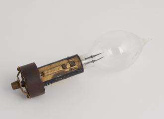 Incandescent electric lamp bulb and filament