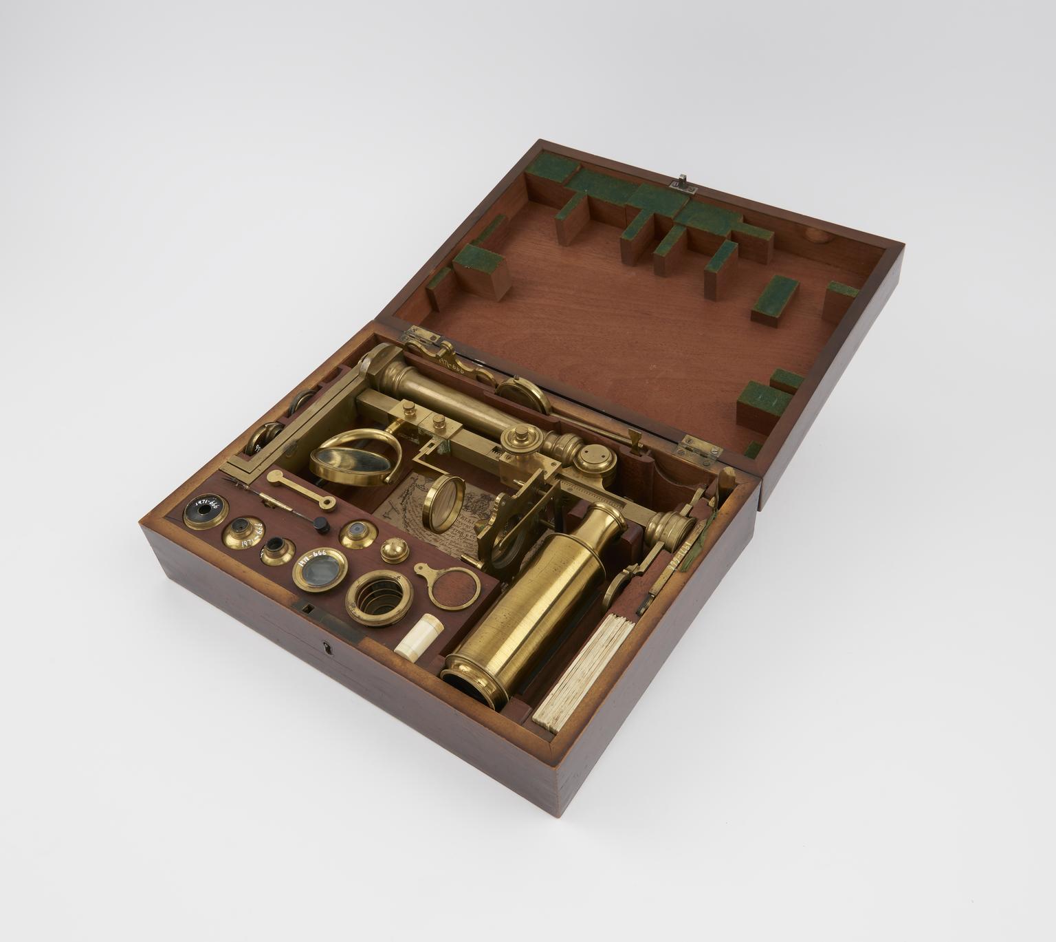 Non achromatic microscope by Alexander Wellington | Science Museum ...