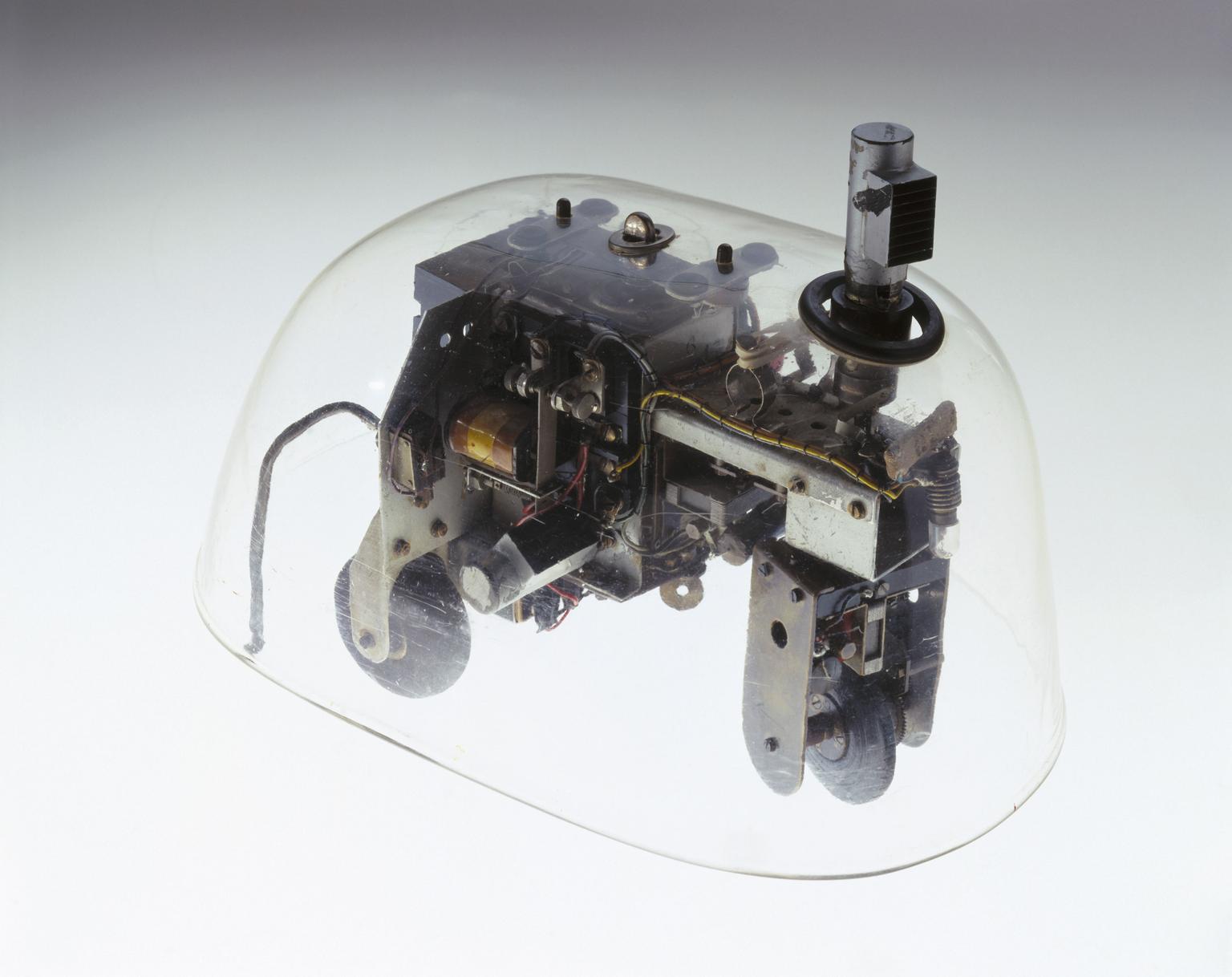 Grey Walter's cybernetic tortoise, Science Museum Group Collection (L2000-4441)