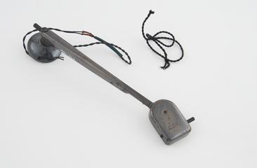 Pickup with arm assembly