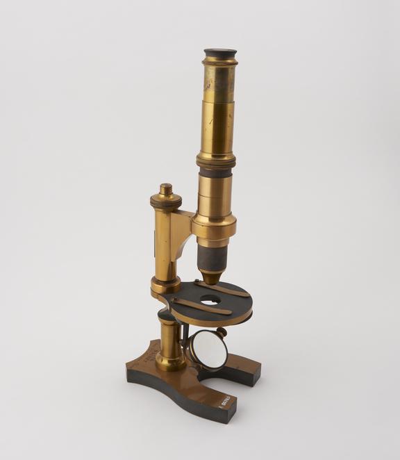 Student microscope by Nachet and Son, 17 rue St